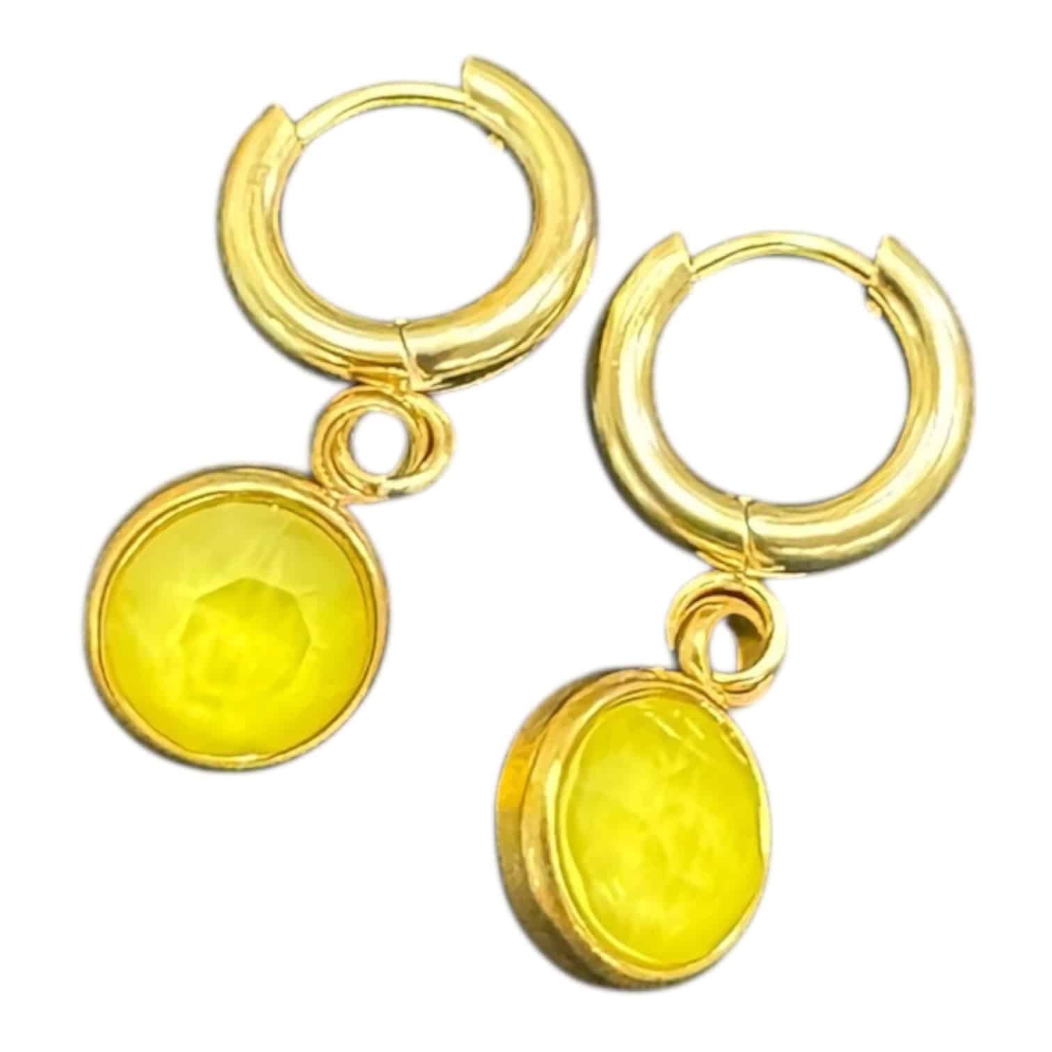 Add sunshine to your style with Lemon Drop Huggies — bright yellow citrine drops on gold hoops made for everyday fun.