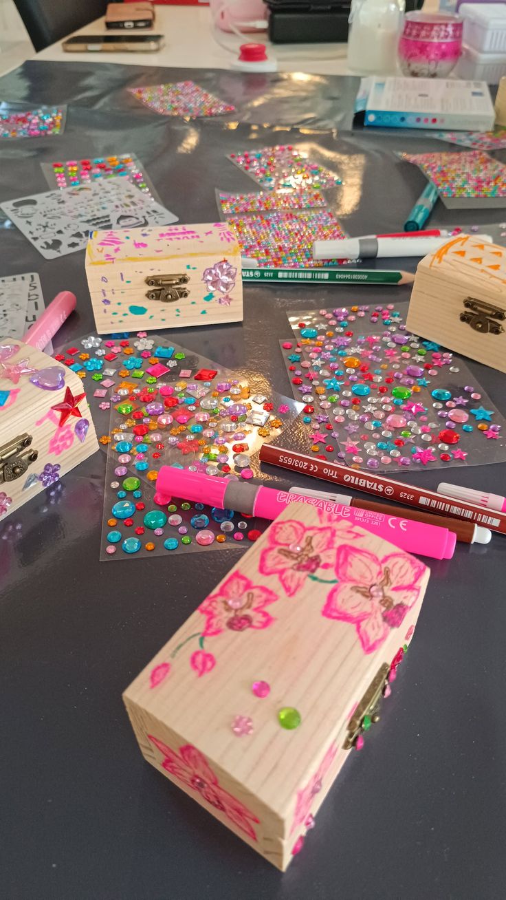Treasure Chest Decorating Party | Children's Birthday Parties Wagga Wagga