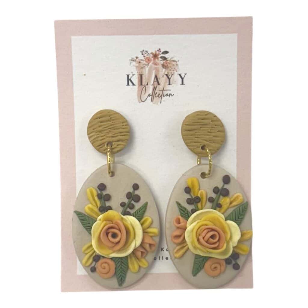 Jewellery Care: Avoid water, perfume, and moisture. Store in a soft pouch or jewellery box and wipe gently with a soft, dry cloth after use. Handle carefully to protect sculpted details.